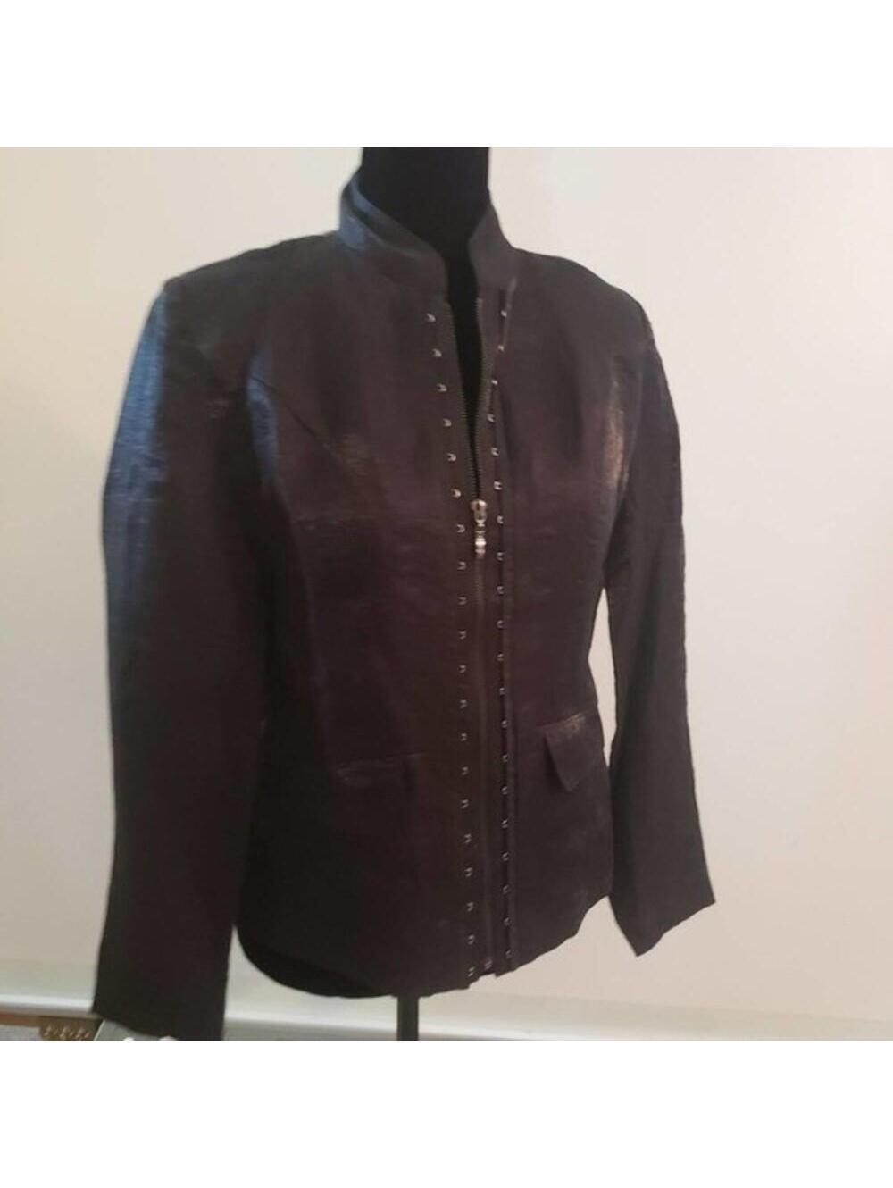 NWT Chicos size 0 hooked Neva fabulous black blue jacket blazer